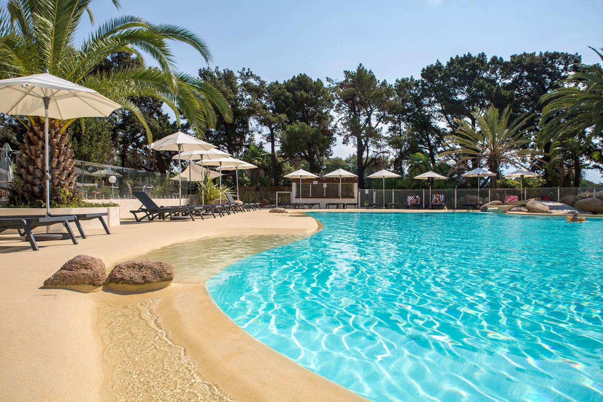 4 Hôtels de Plage près de la Mairie d'Ajaccio à Réserver